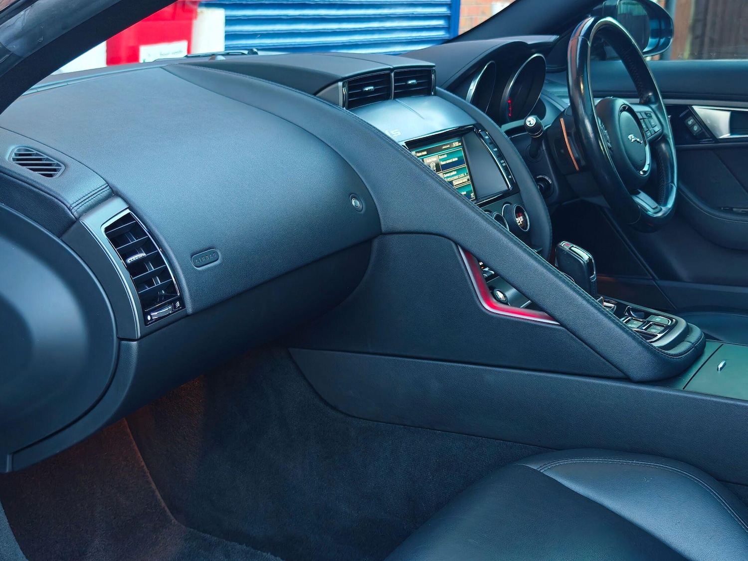 Used Jaguar F-Type 2014 for sale - 77940123: Photo 16