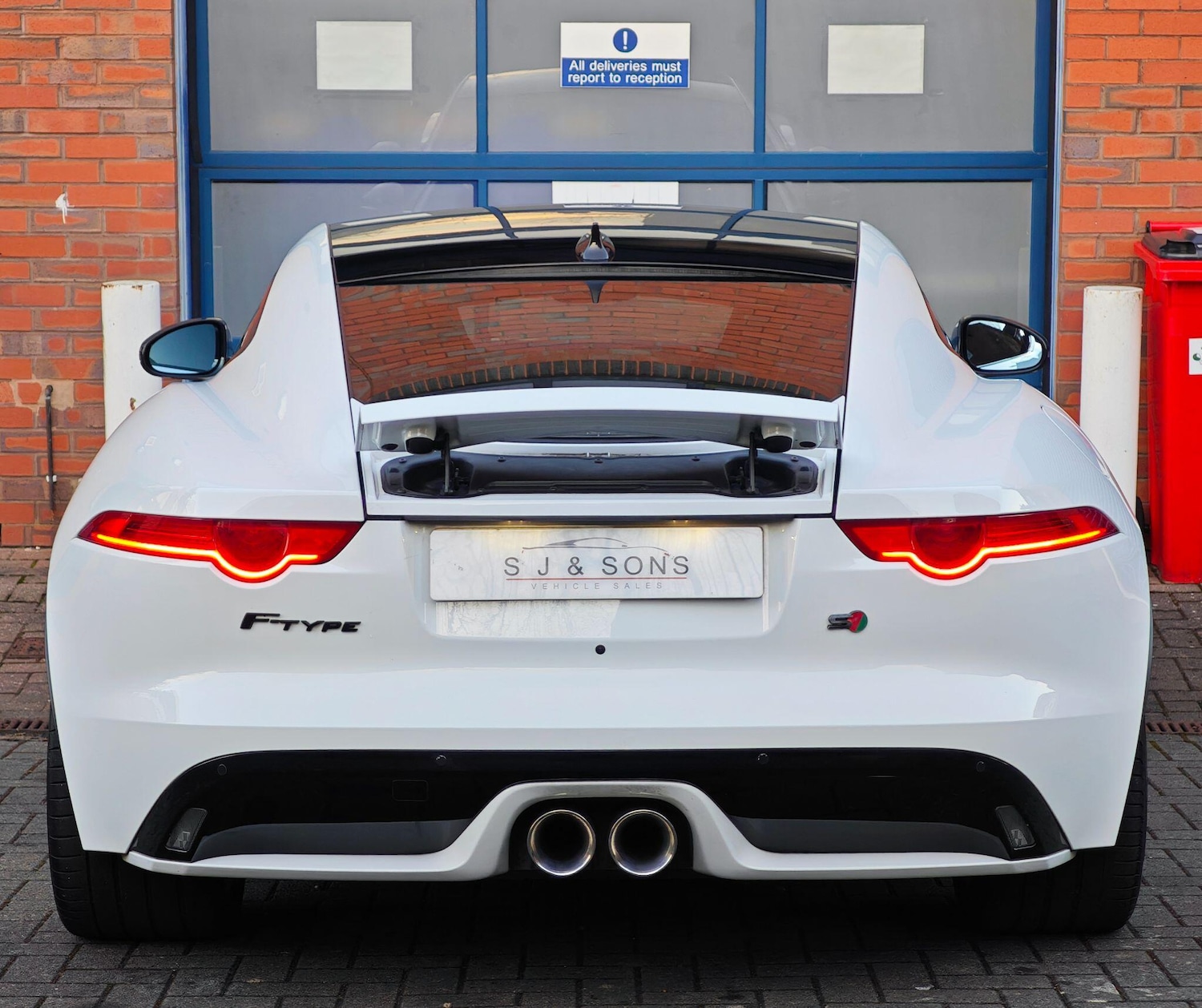 Used Jaguar F-Type 2014 for sale - 77940123: Photo 5
