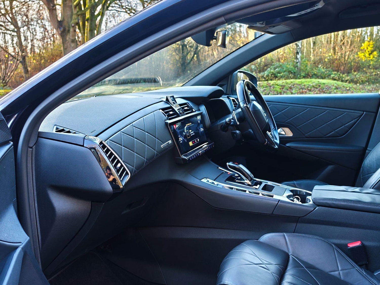 Used DS Automobiles DS 7 2019 for sale - 76926216: Photo 2