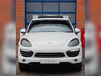 Used Porsche Cayenne 2011 for sale - 78275258: Photo