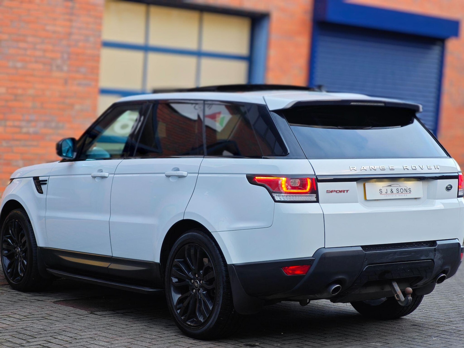 Used Land Rover Range Rover Sport 2015 for sale - 77575164: Photo 5