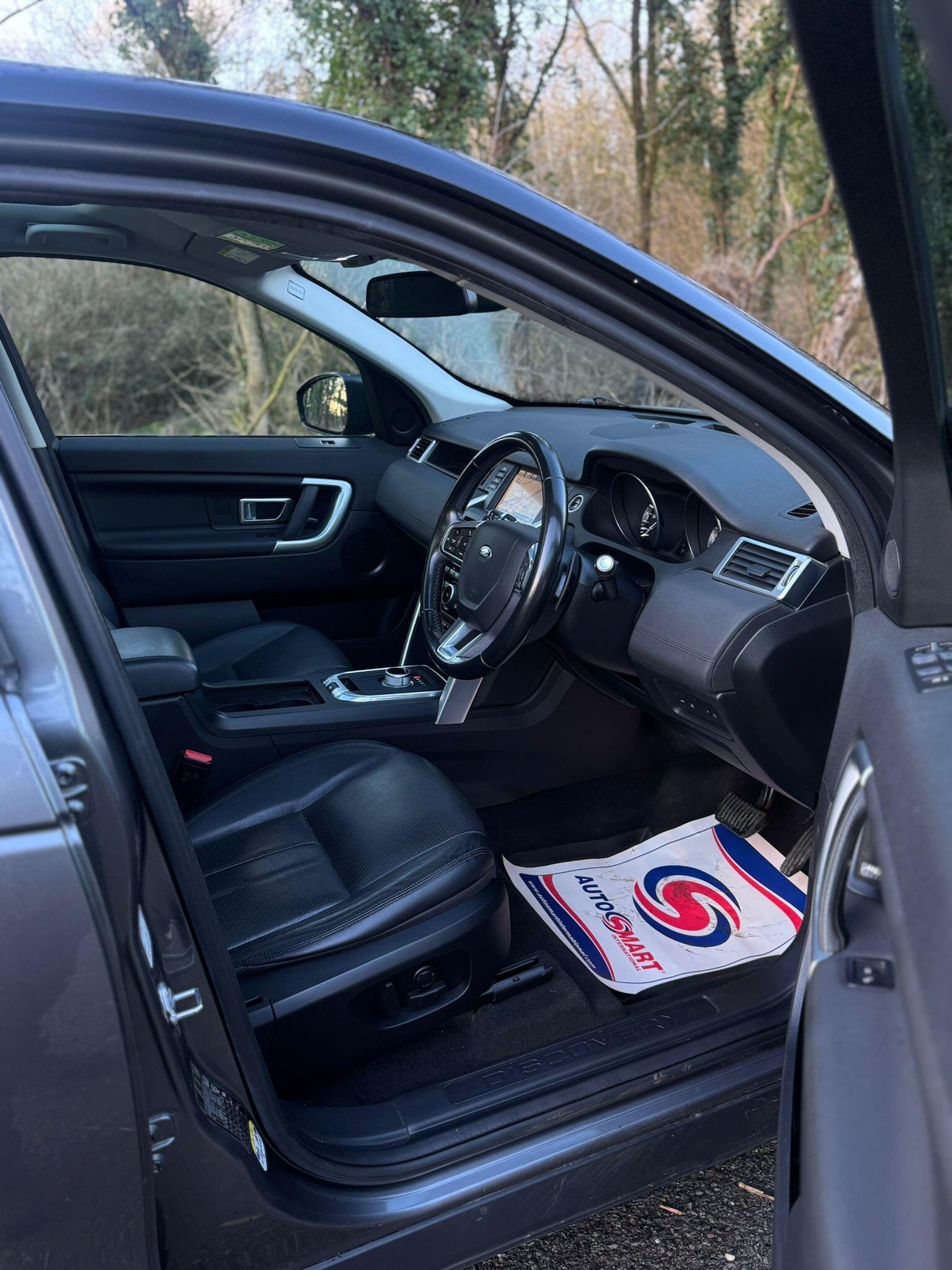 Used Land Rover Discovery Sport for sale - 77496870: Photo 2