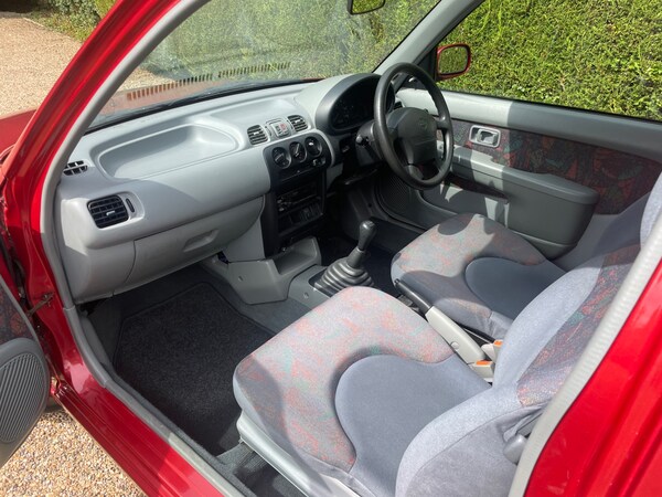 Used Nissan Micra 2001 for sale - 75584138: Photo 19