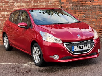Used Peugeot 208 2014 for sale - 78571814: Photo