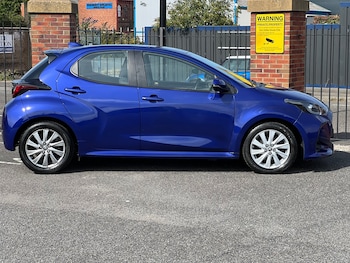 Used Toyota Yaris 2023 for sale - 79528008: Photo