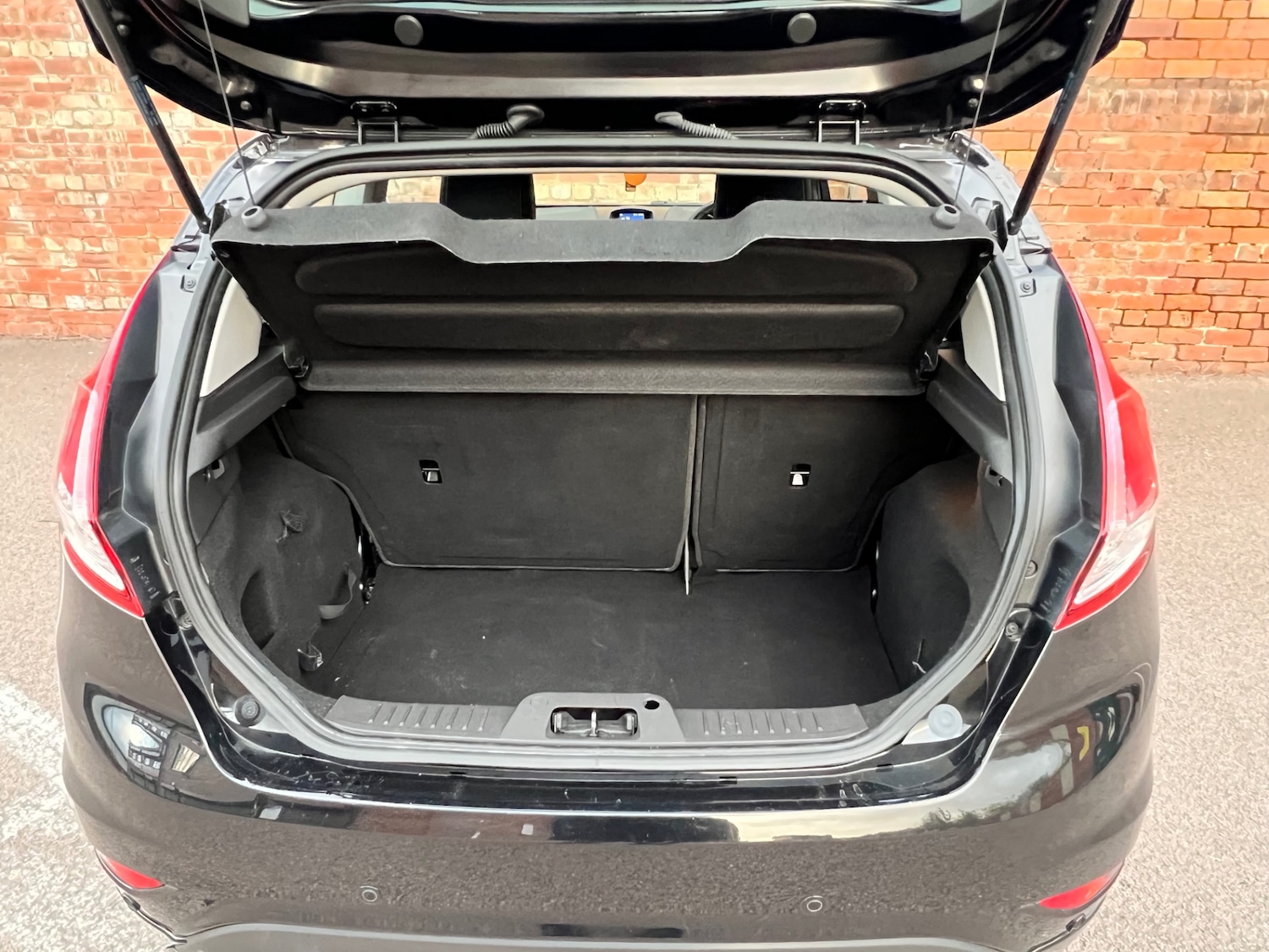 Used Ford Fiesta 2016 for sale - 76393762: Photo 11