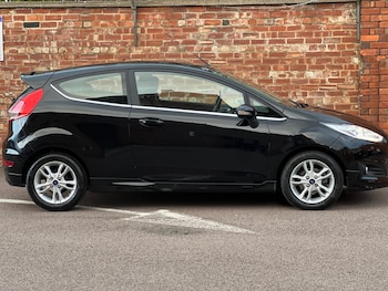 Used Ford Fiesta 2016 for sale - 76393762: Photo