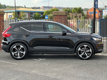 Used Volvo XC40 2020 for sale - 78998087: Photo