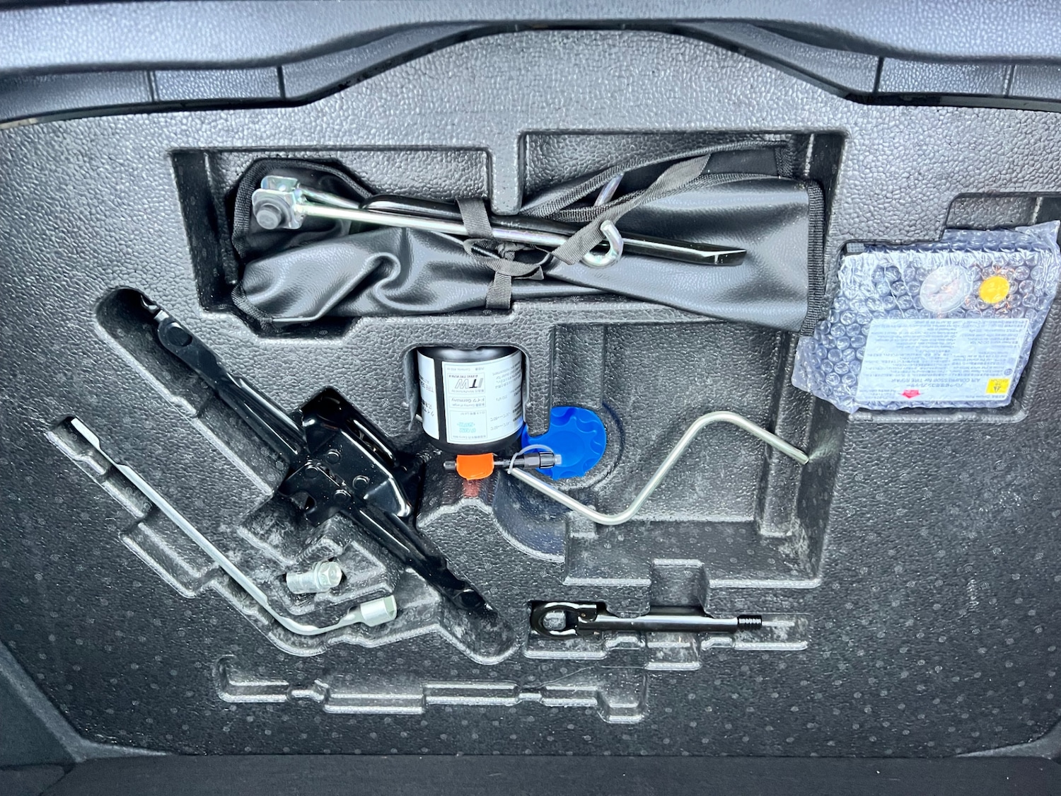 Used Toyota C-HR 2016 for sale - 76837581: Photo 20