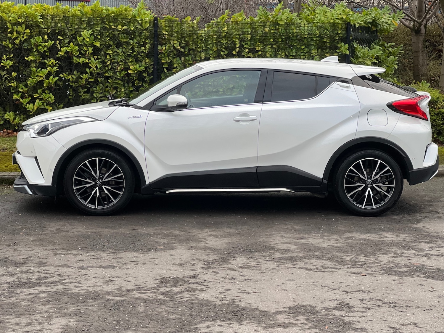Used Toyota C-HR 2016 for sale - 76837581: Photo 4