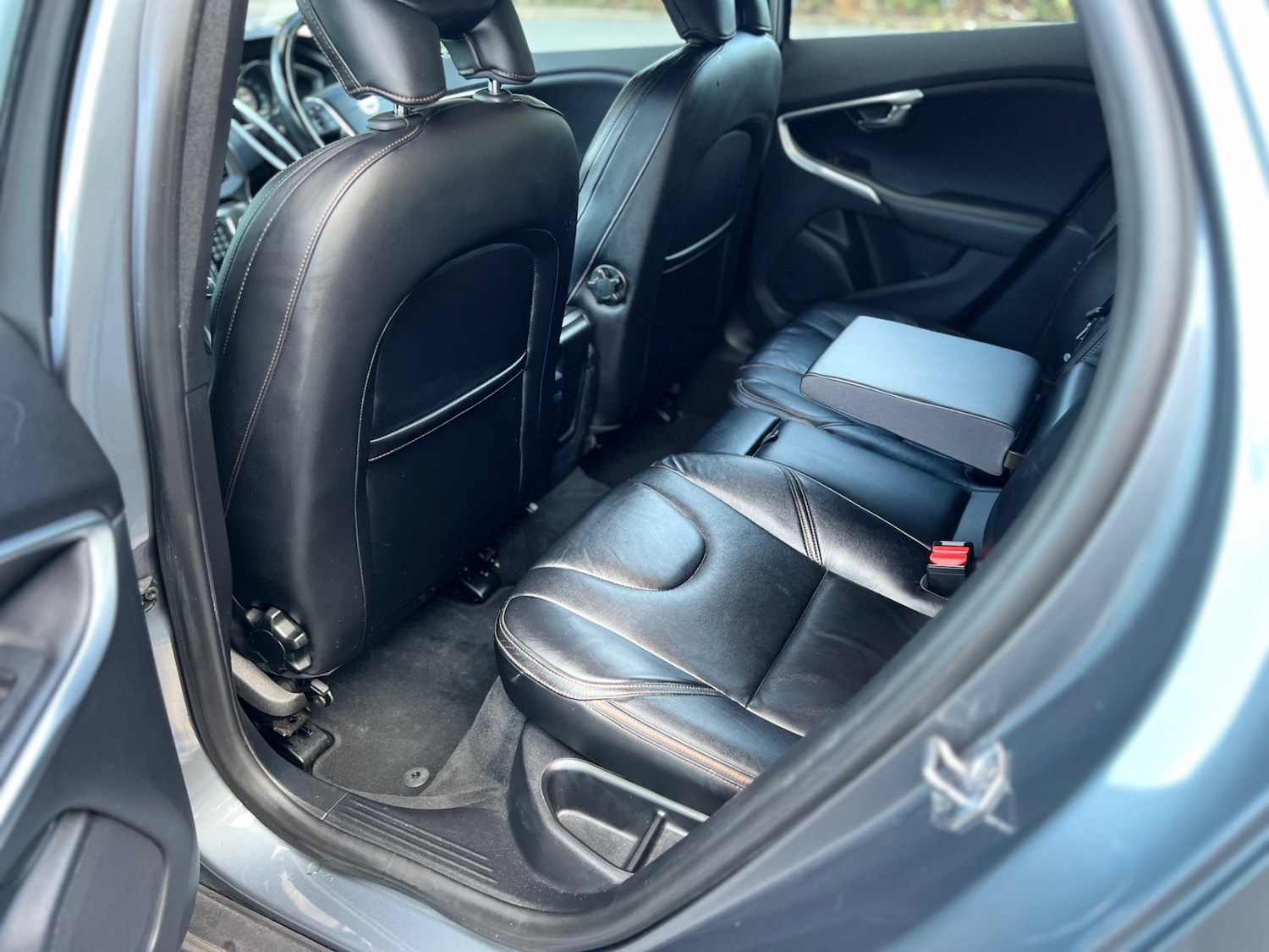 Used Volvo V40 2015 for sale - 75987154: Photo 10