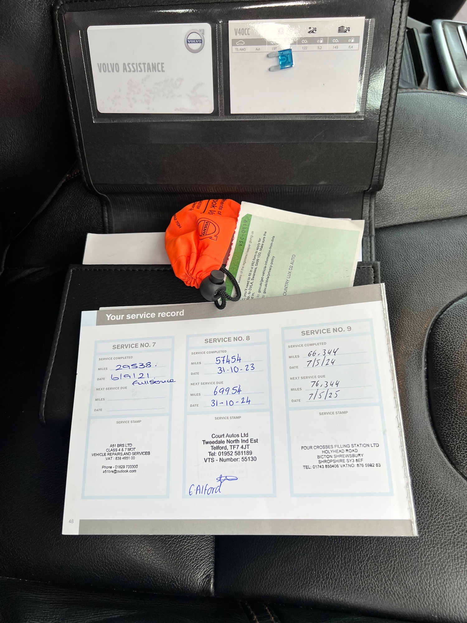 Used Volvo V40 2015 for sale - 75987154: Photo 18