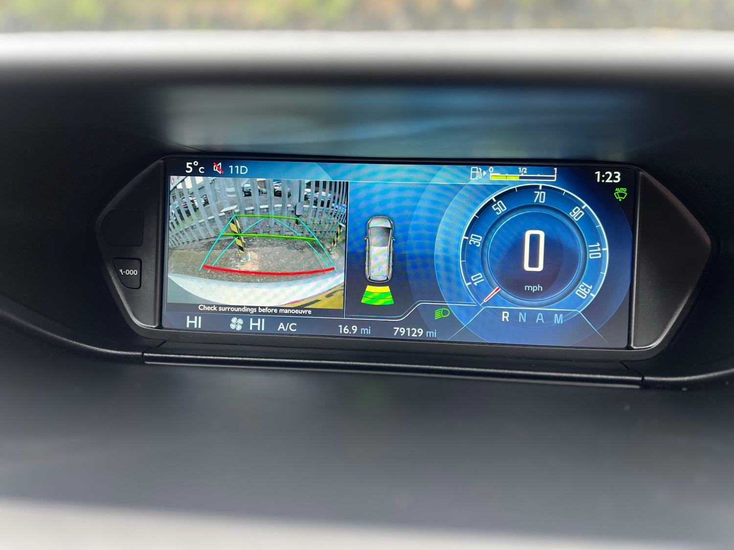 Used Citroen Grand C4 Picasso 2015 for sale - 77606825: Photo 17