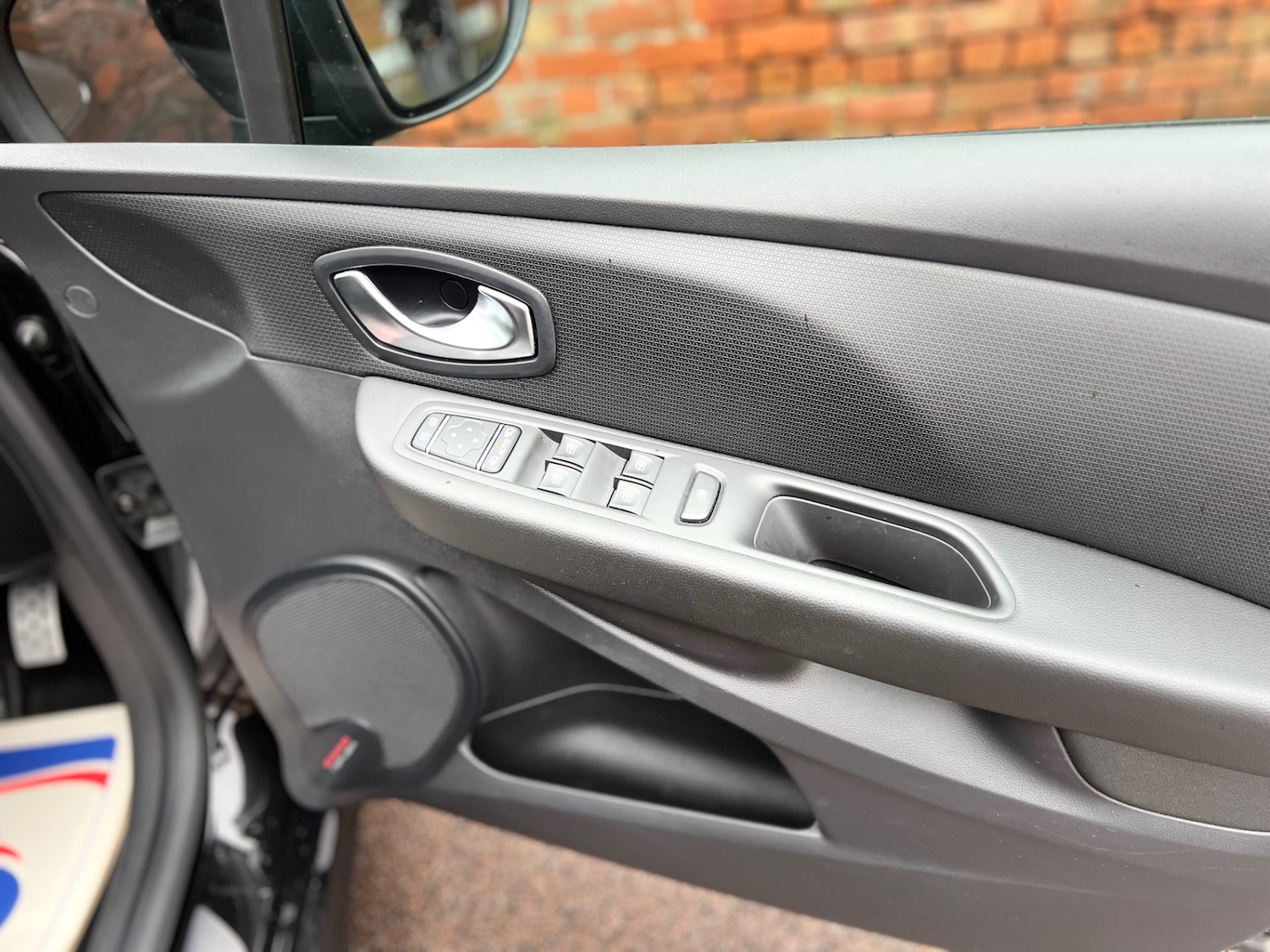 Used Renault Clio 2018 for sale - 77532626: Photo 19