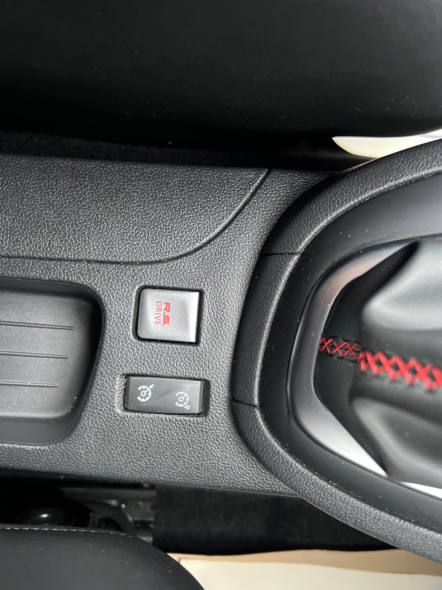 Used Renault Clio 2018 for sale - 77532626: Photo 22