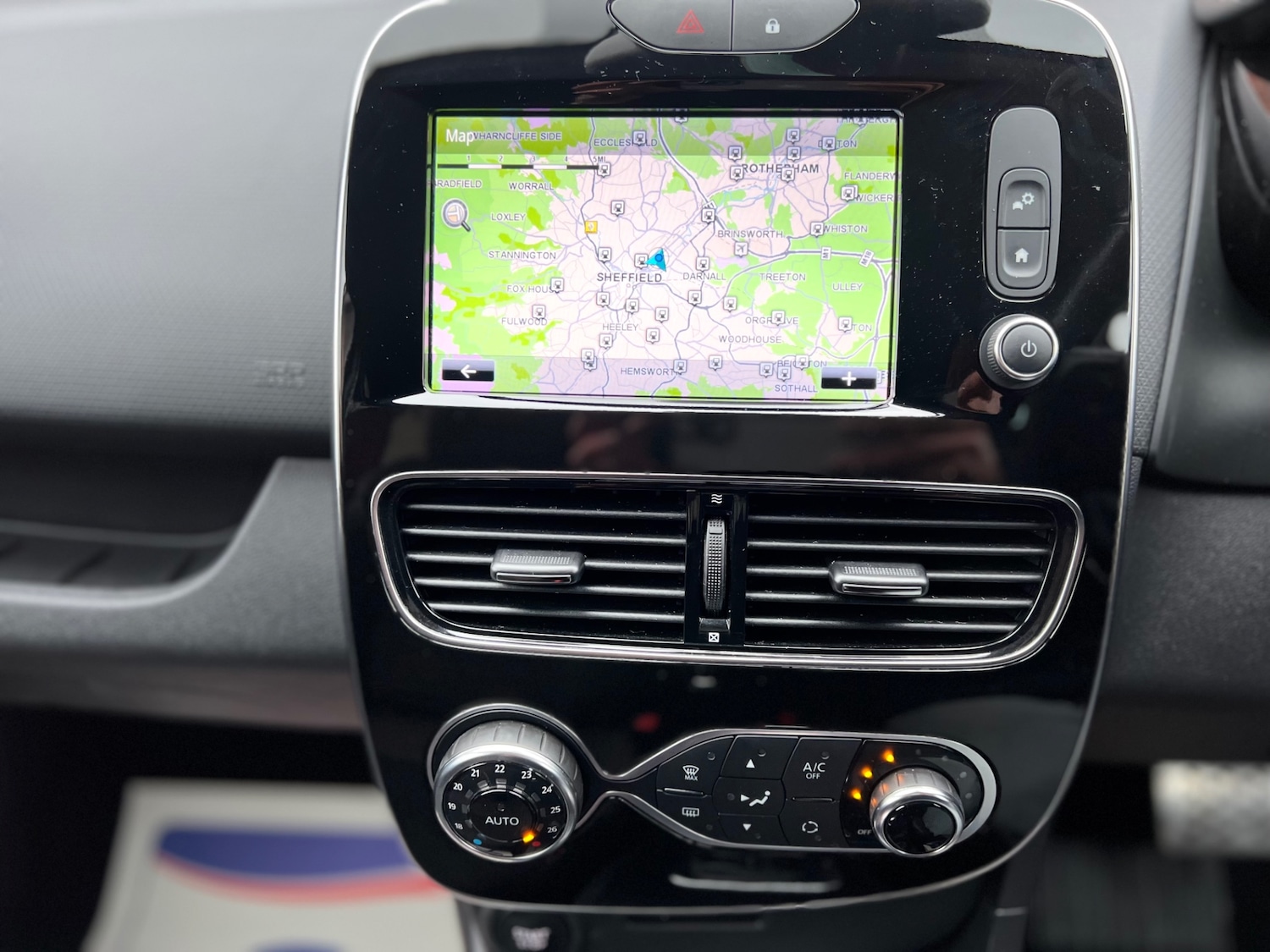 Used Renault Clio 2018 for sale - 77532626: Photo 24