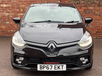 Used Renault Clio 2018 for sale - 77532626: Photo