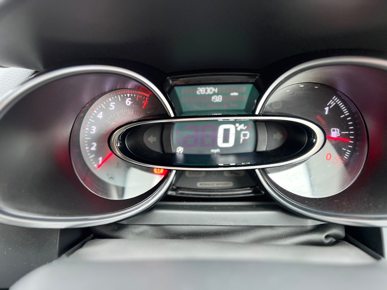 Used Renault Clio 2018 for sale - 77532626: Photo 9