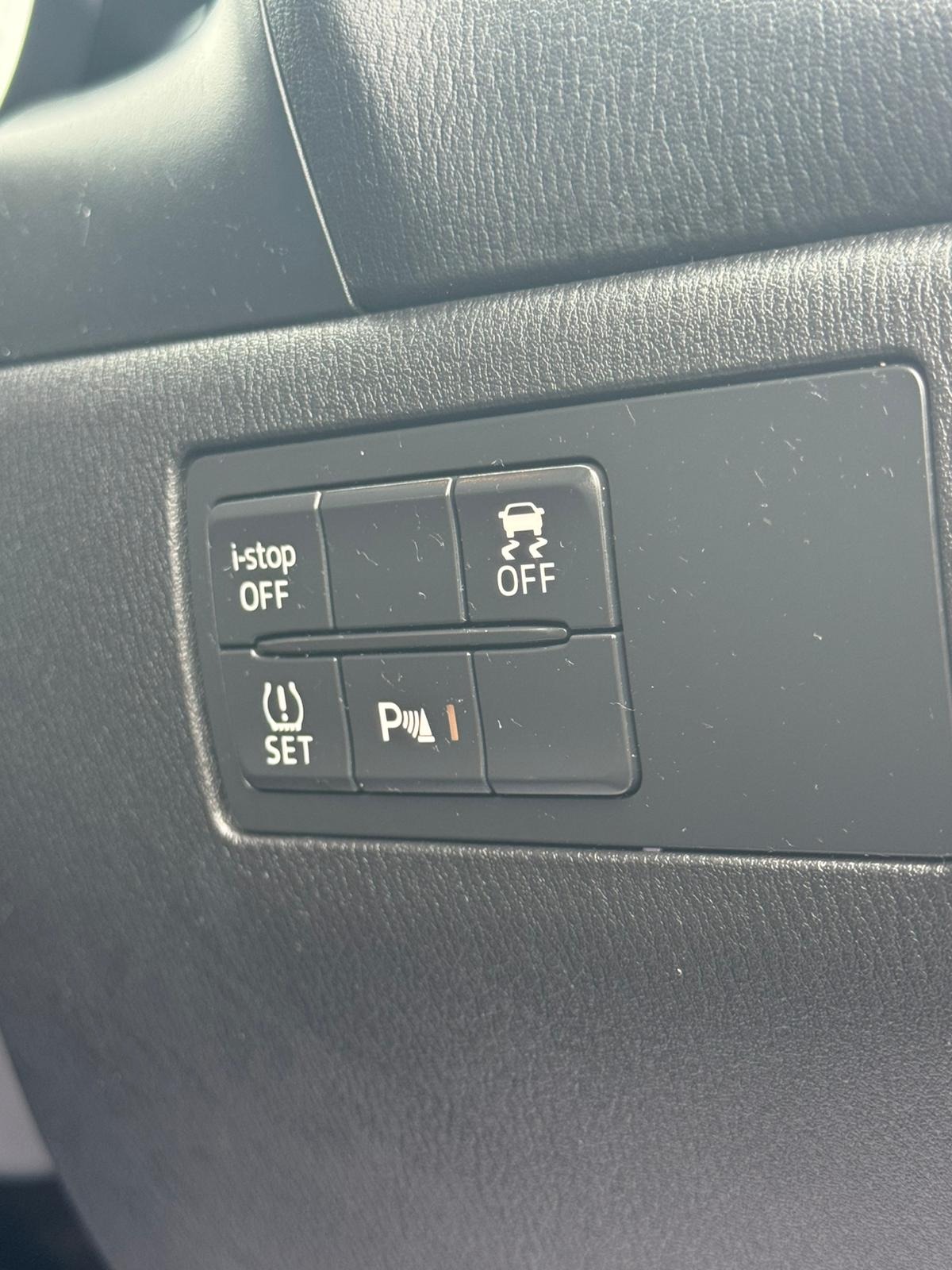 Used Mazda Mazda3 2017 for sale - 78085103: Photo 24