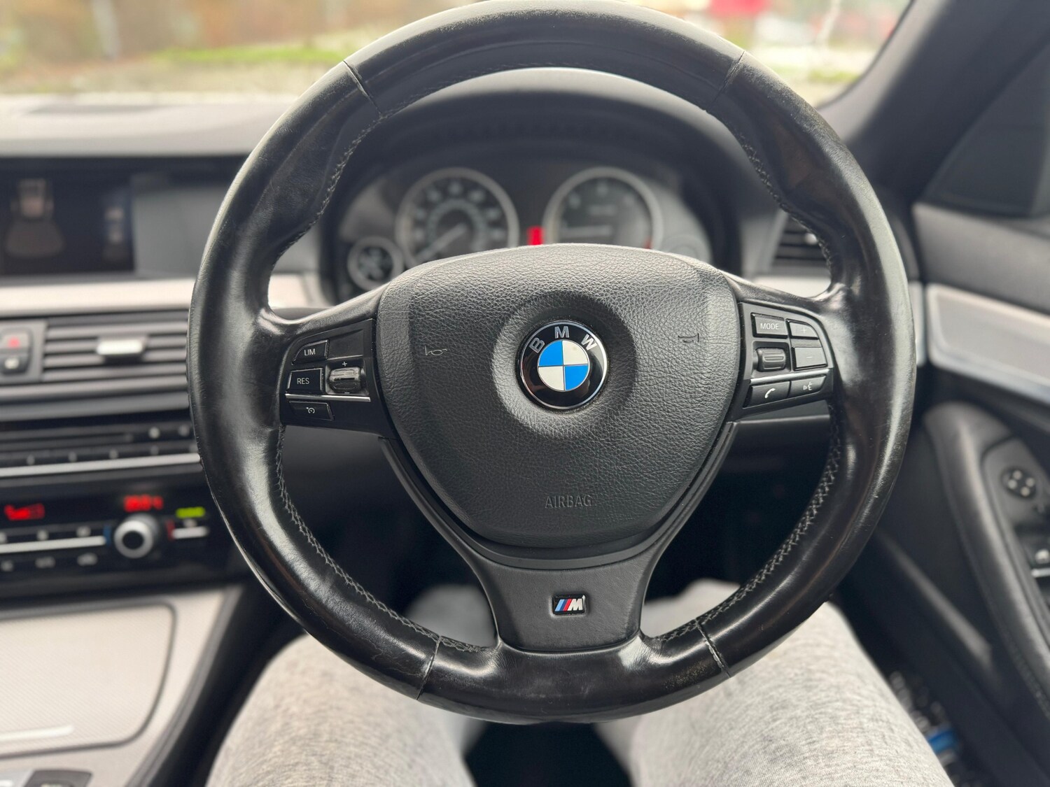 Used BMW 5 Series 2012 for sale - 77562986: Photo 28