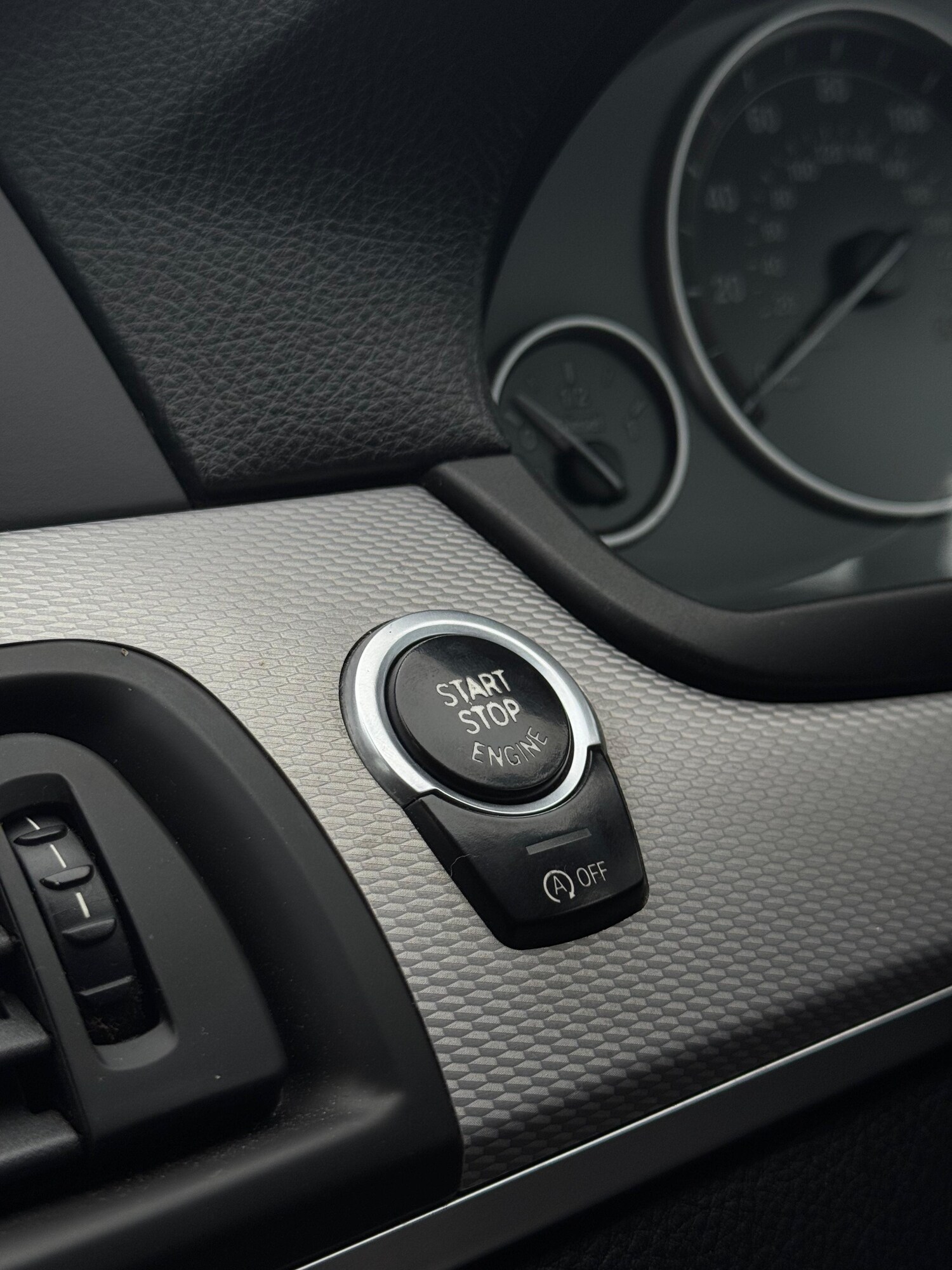 Used BMW 5 Series 2012 for sale - 77562986: Photo 34