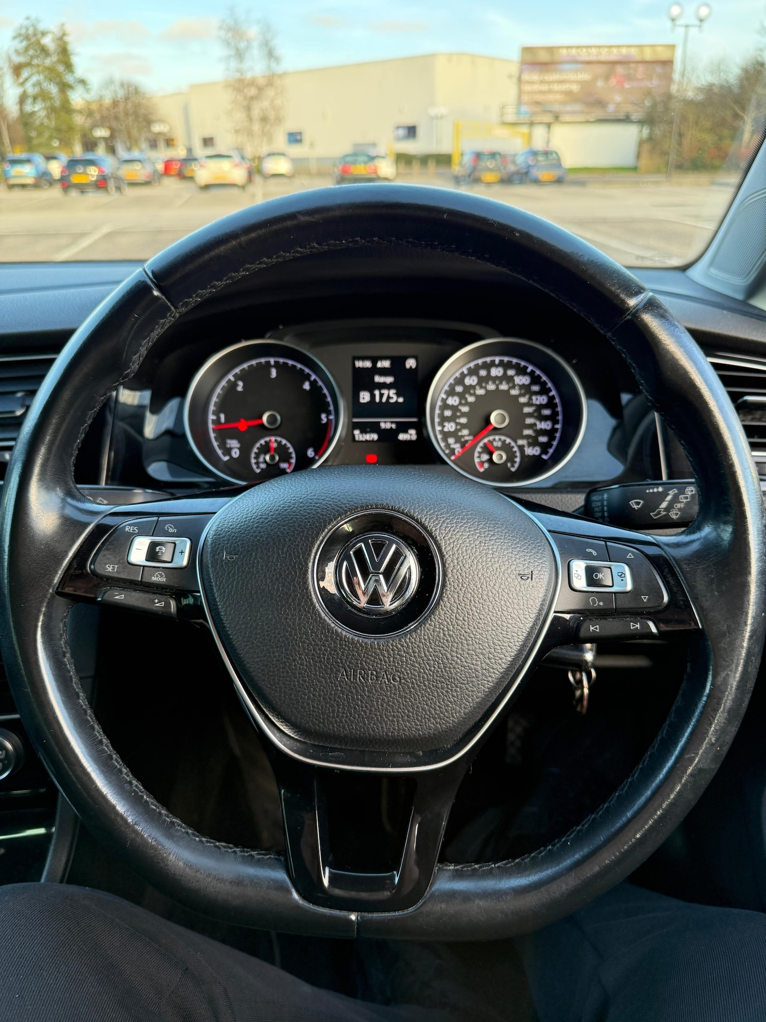 Used Volkswagen Golf 2016 for sale - 76960724: Photo 28