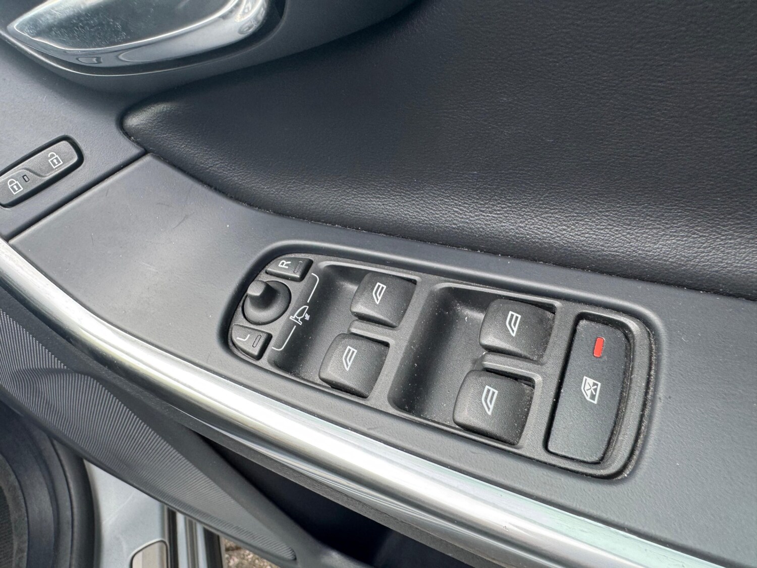 Used Volvo S60 2016 for sale - 77902221: Photo 17