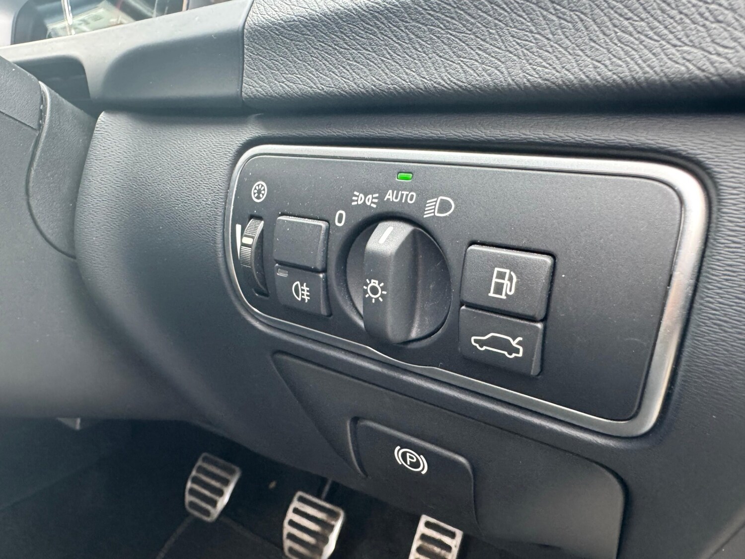 Used Volvo S60 2016 for sale - 77902221: Photo 18