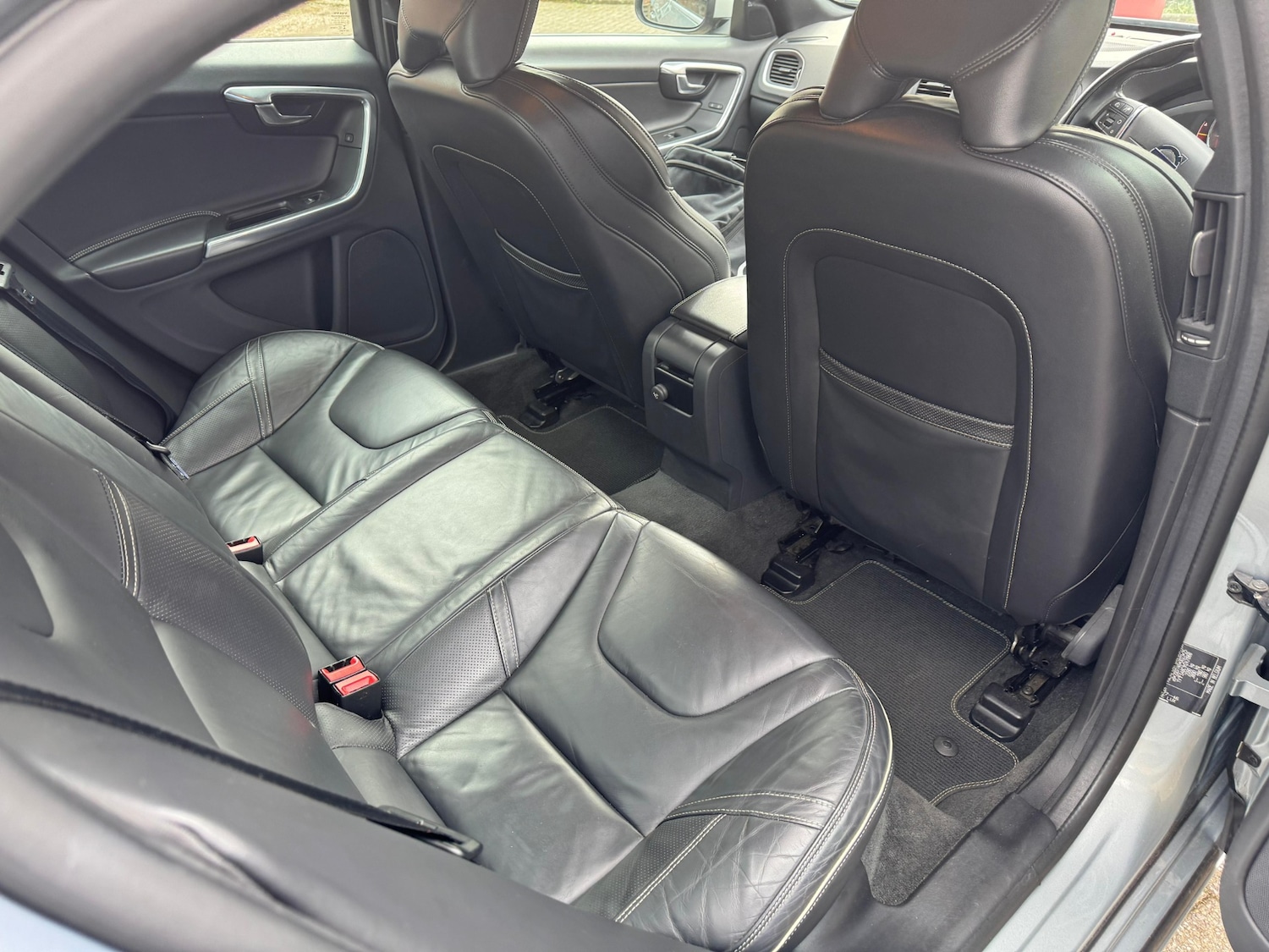 Used Volvo S60 2016 for sale - 77902221: Photo 9