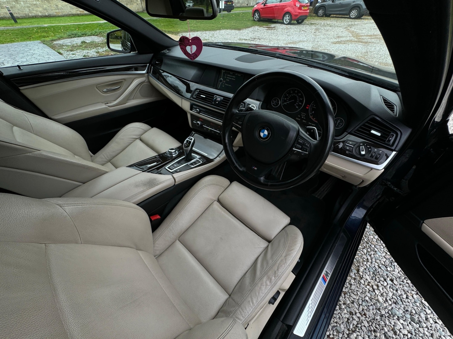 Used BMW 5 Series 2011 for sale - 76332313: Photo 17