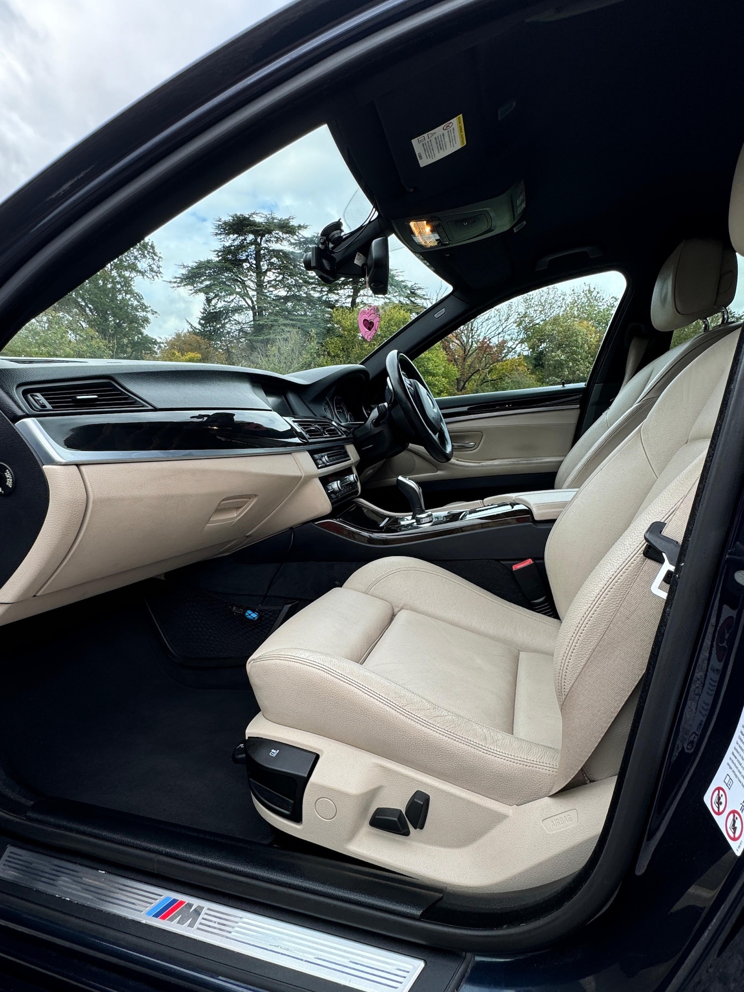 Used BMW 5 Series 2011 for sale - 76332313: Photo 21