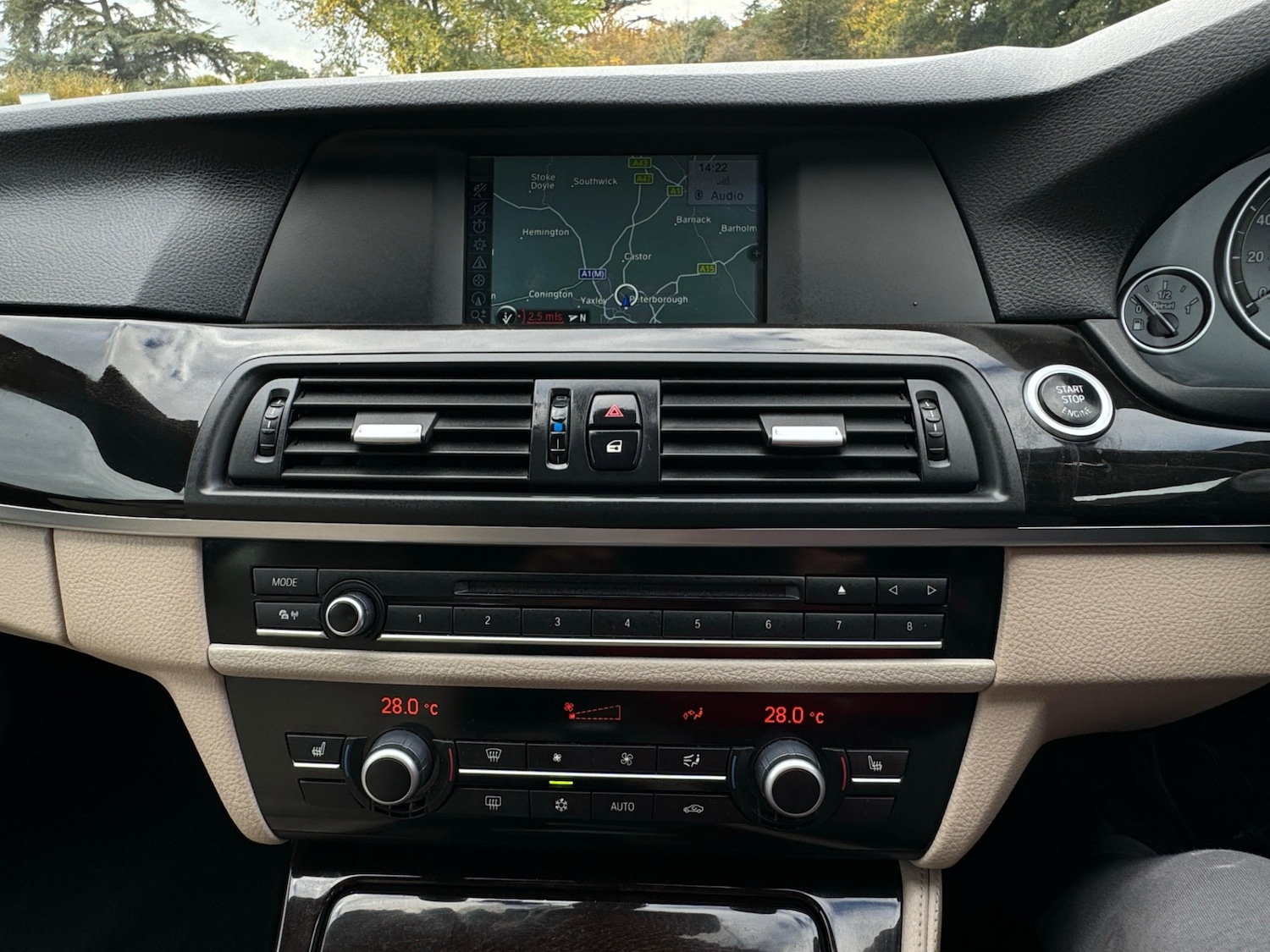 Used BMW 5 Series 2011 for sale - 76332313: Photo 28