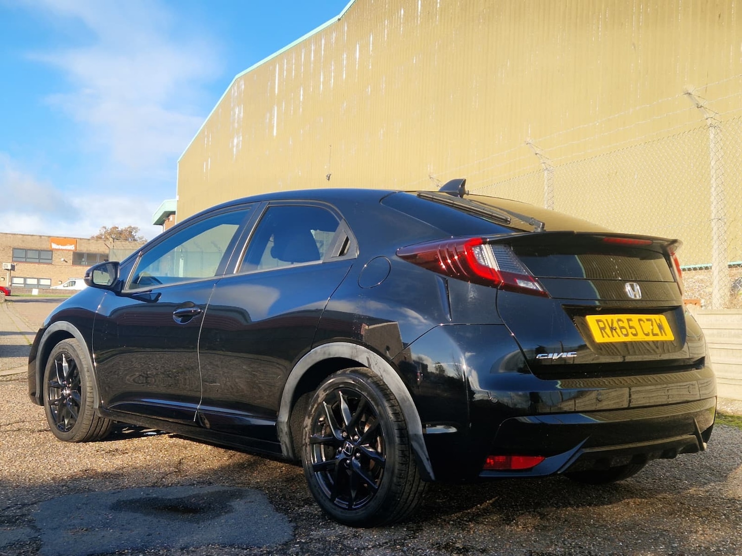 Used Honda Civic 2015 for sale - 76696599: Photo 10