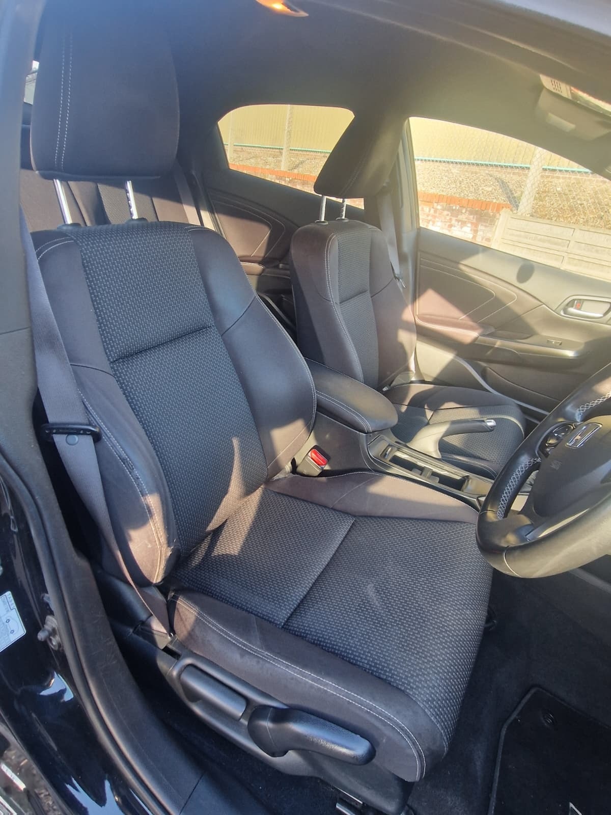 Used Honda Civic 2015 for sale - 76696599: Photo 19