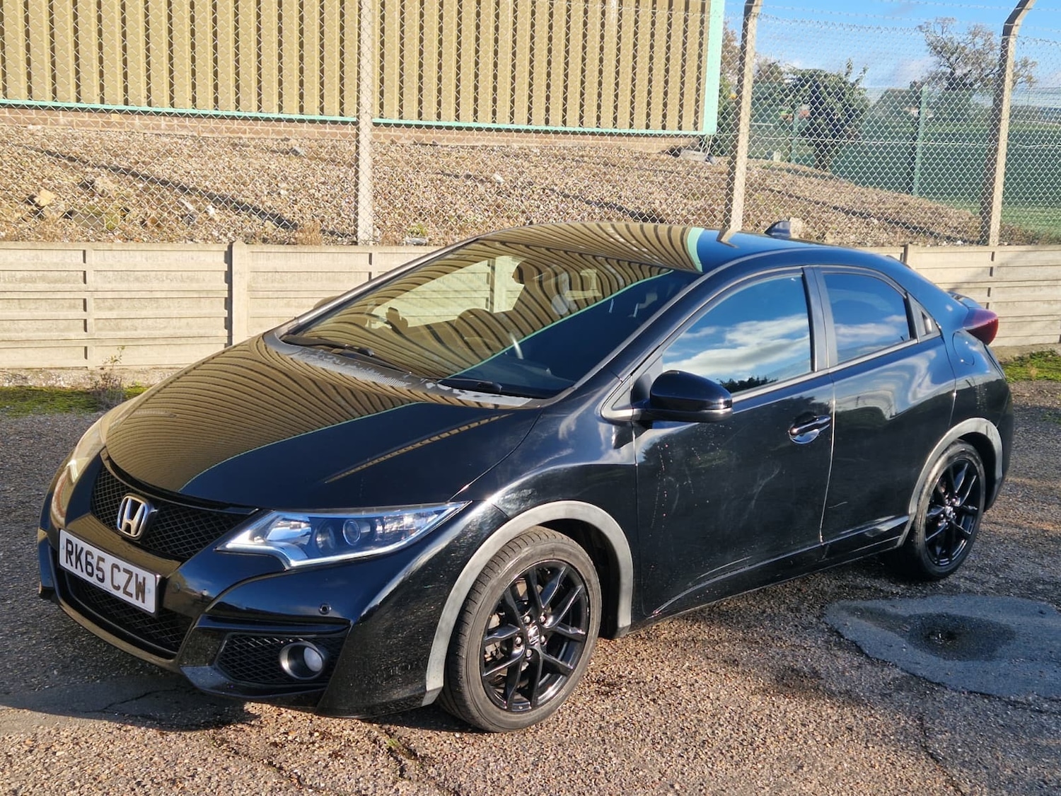 Used Honda Civic 2015 for sale - 76696599: Photo 2