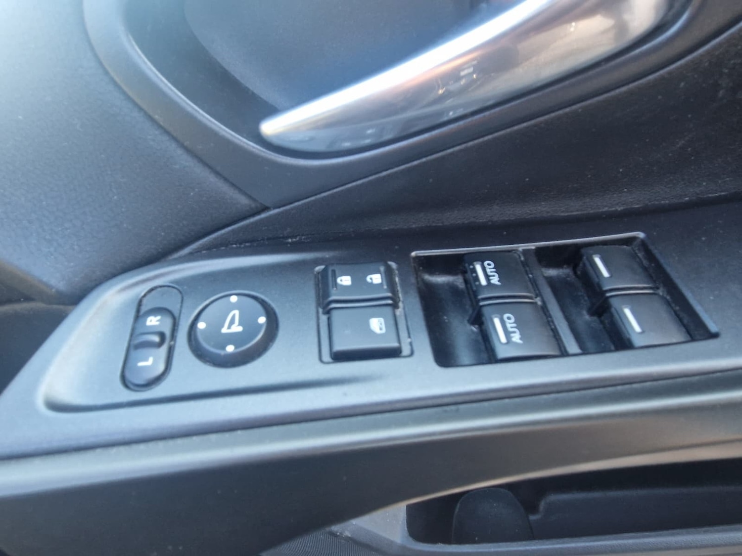 Used Honda Civic 2015 for sale - 76696599: Photo 28