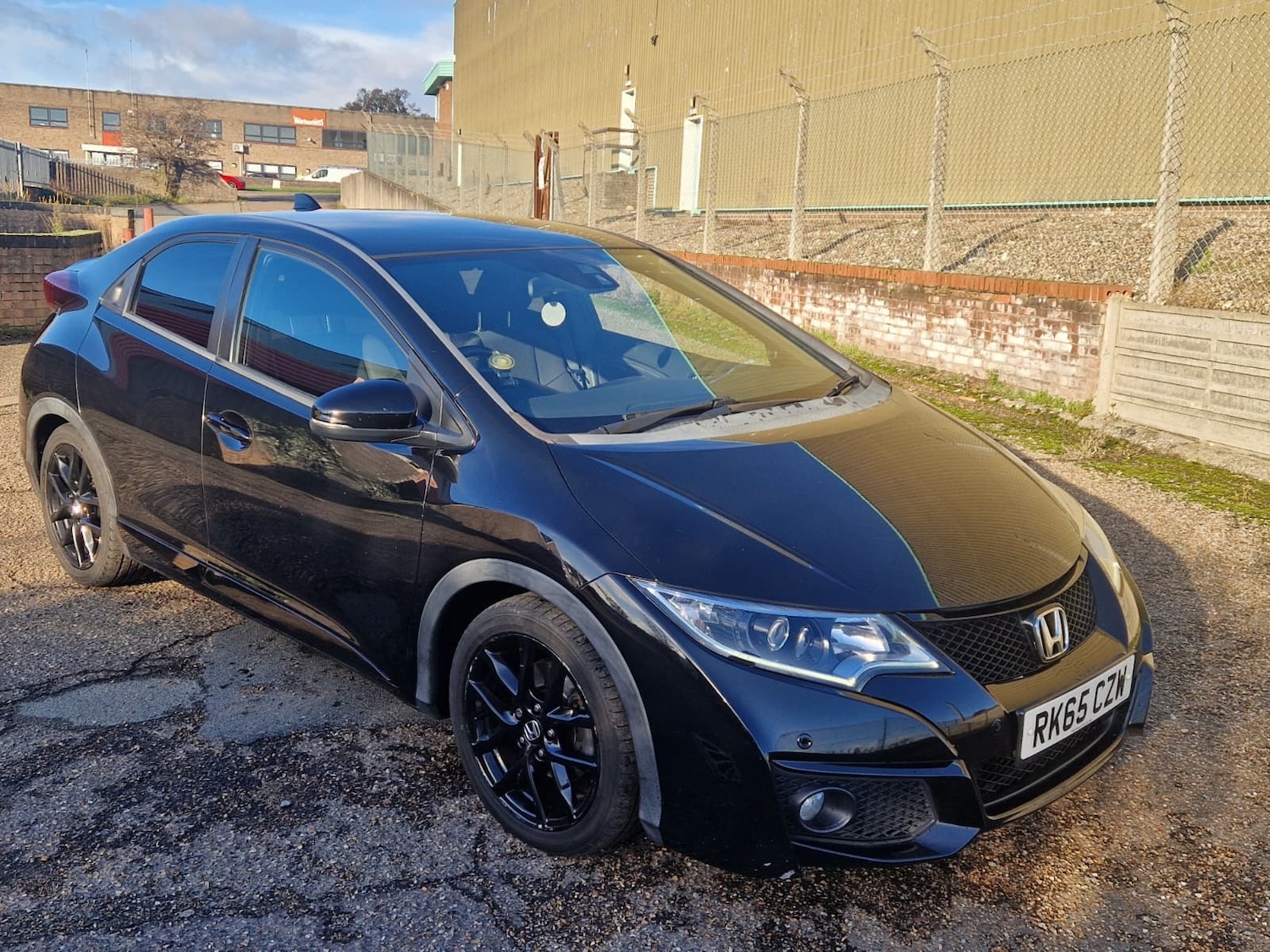 Used Honda Civic 2015 for sale - 76696599: Photo 3
