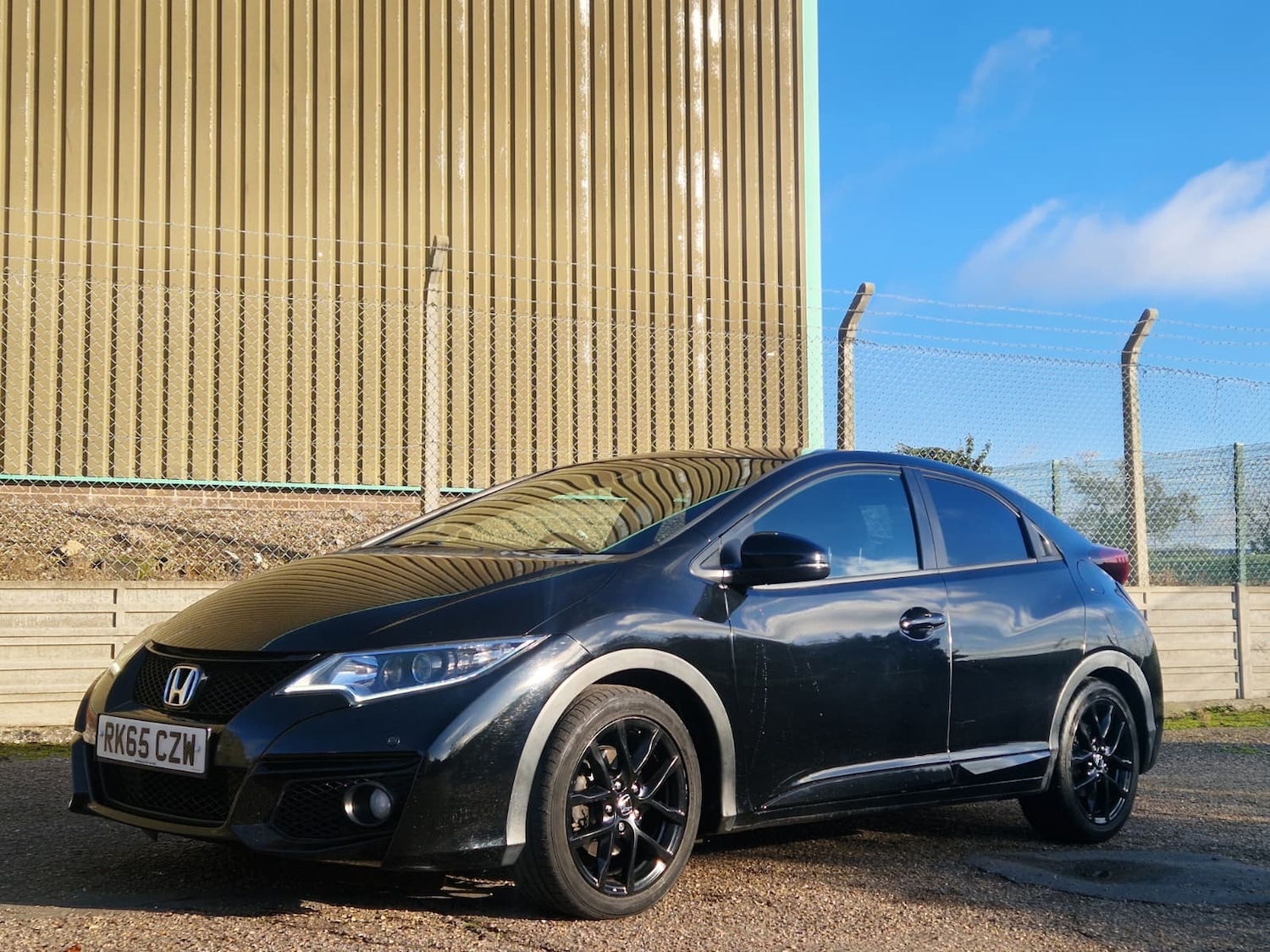 Used Honda Civic 2015 for sale - 76696599: Photo 4