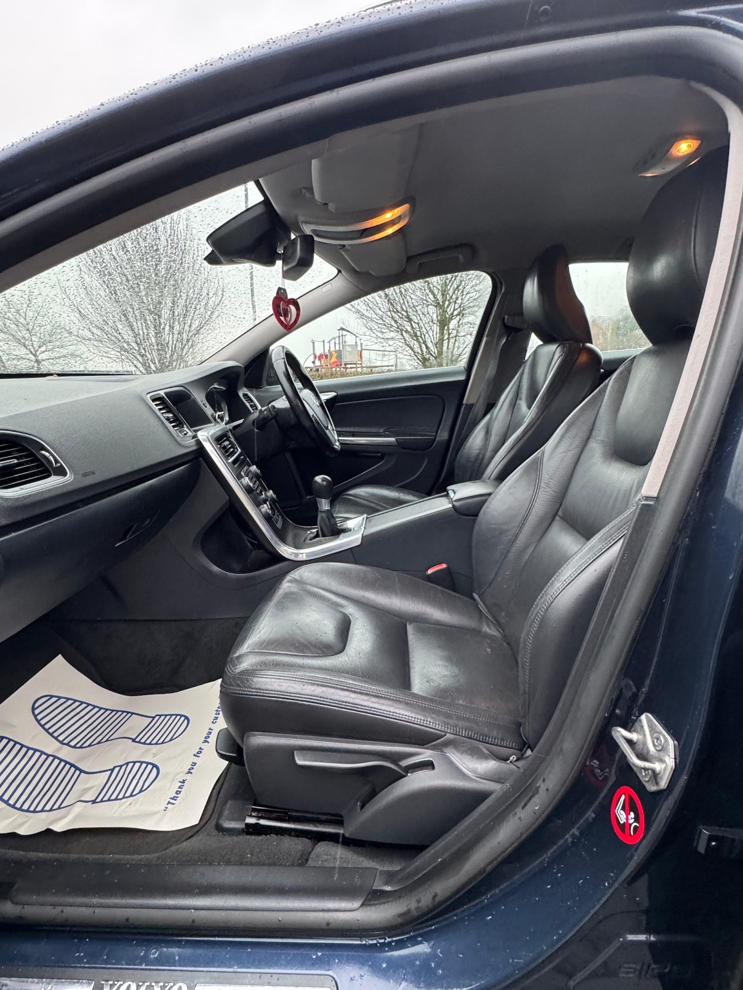 Used Volvo V60 2013 for sale - 77533593: Photo 16