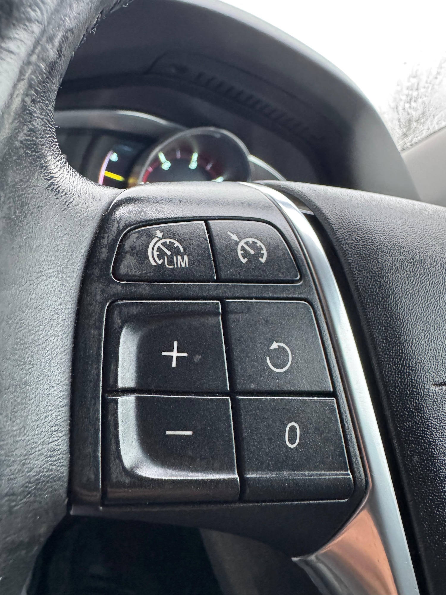 Used Volvo V60 2013 for sale - 77533593: Photo 28