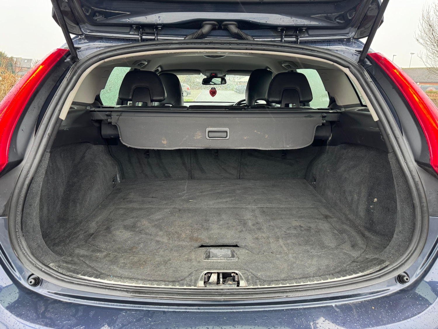 Used Volvo V60 2013 for sale - 77533593: Photo 9