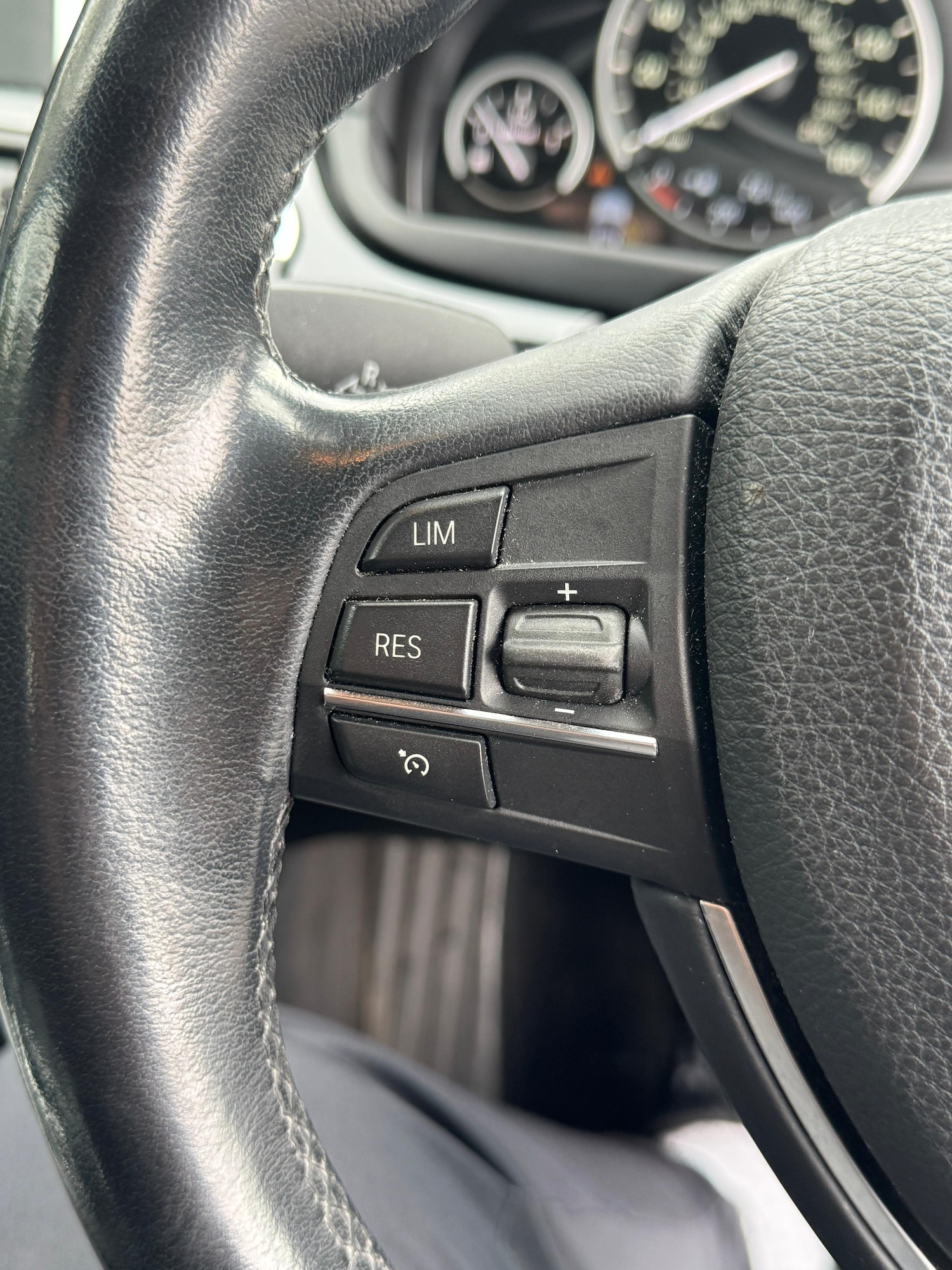 Used BMW 5 Series 2016 for sale - 77677500: Photo 39