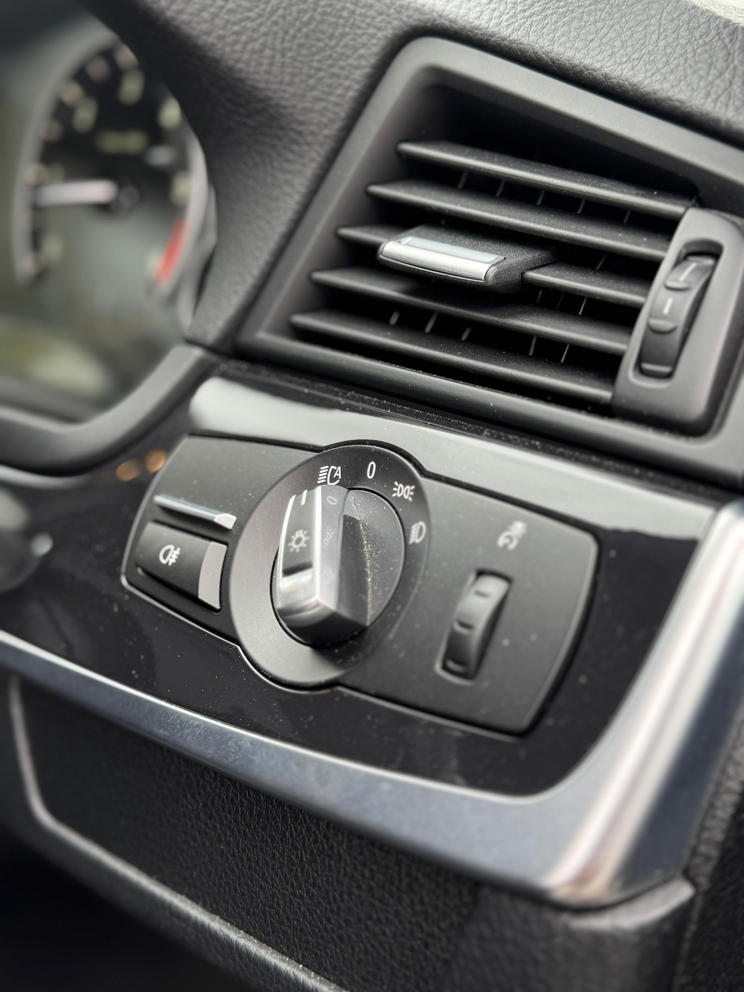 Used BMW 5 Series 2016 for sale - 77677500: Photo 42