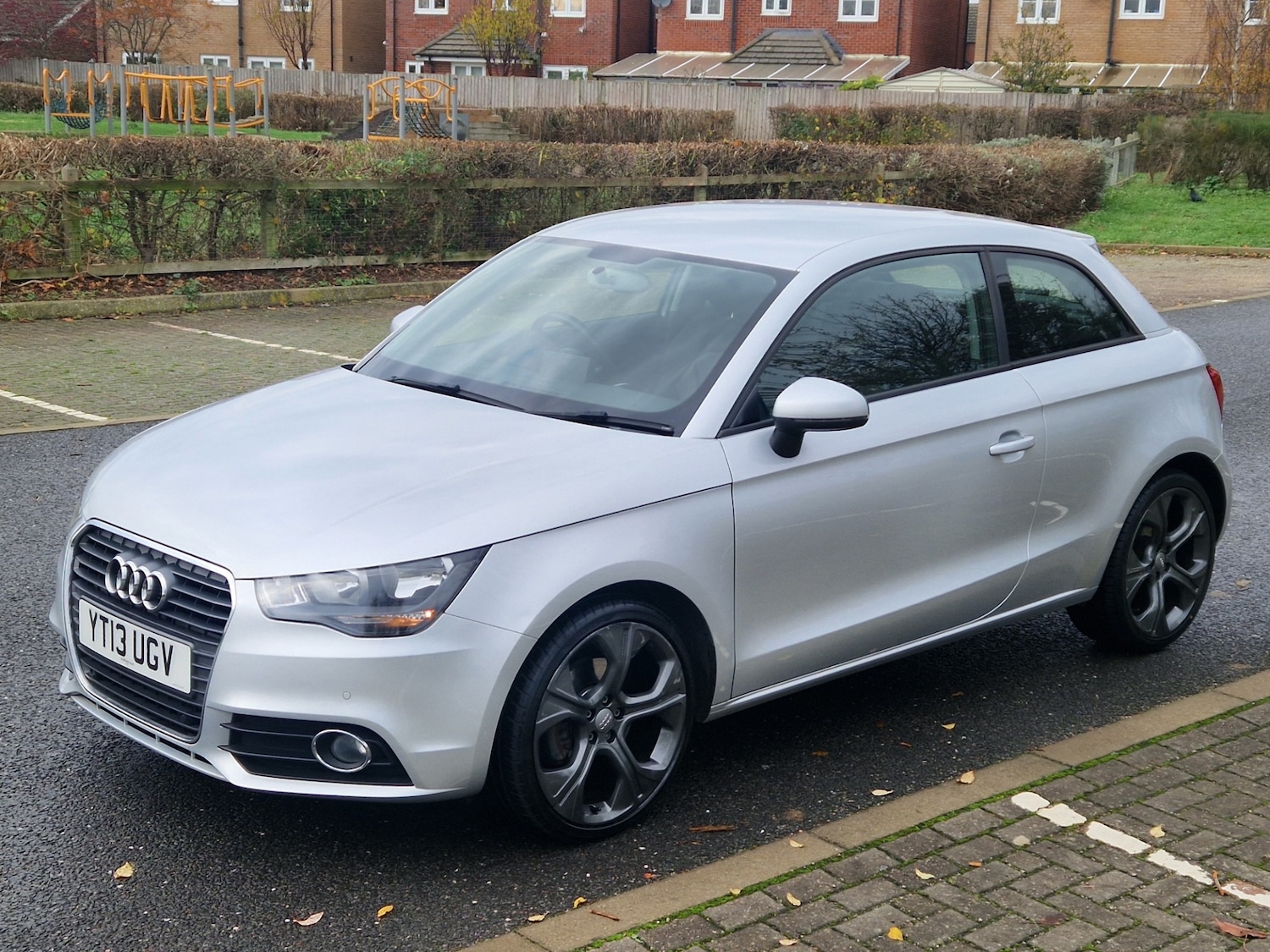 Used Audi A1 2013 for sale - 76505646: Photo 3