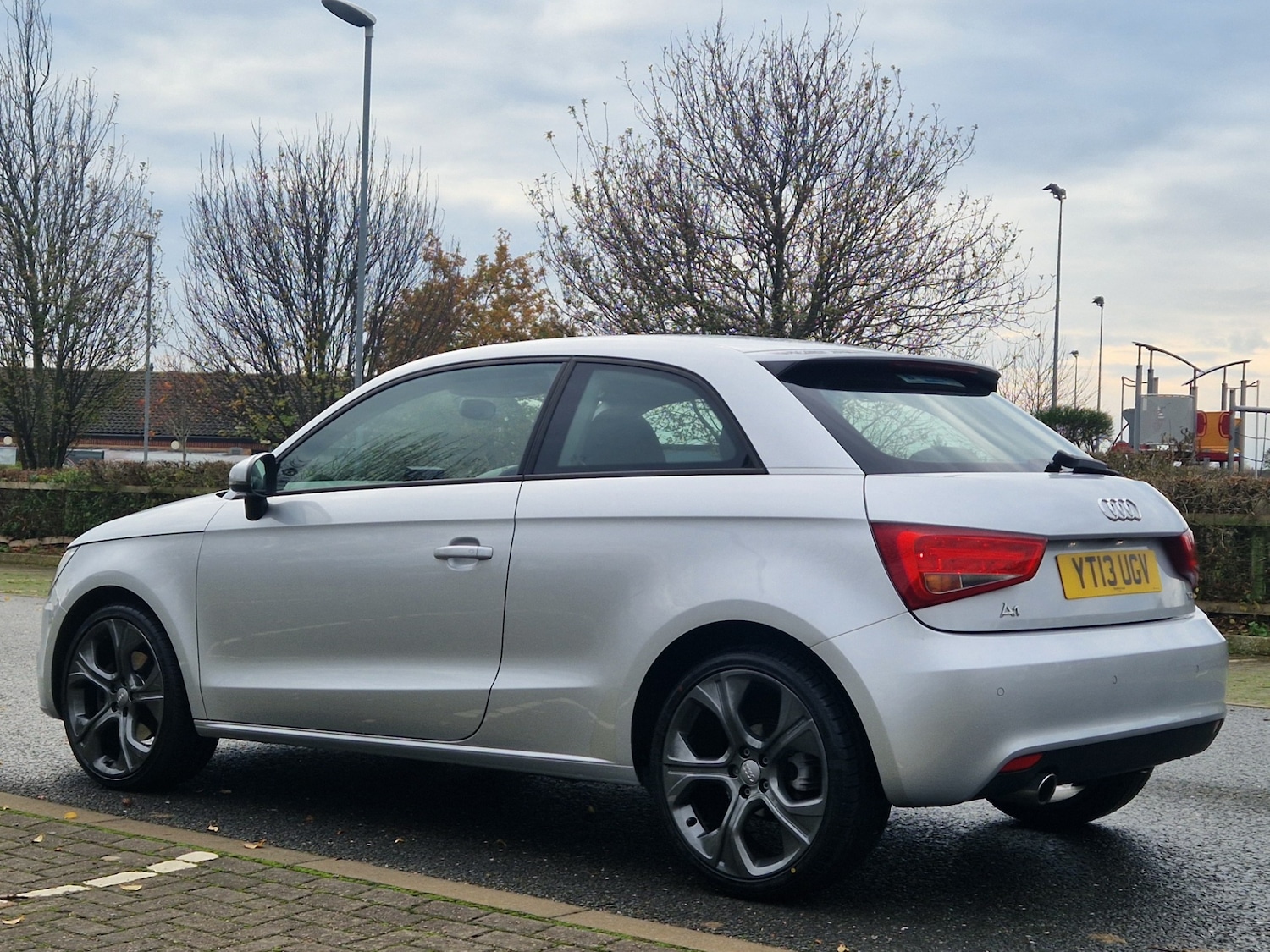 Used Audi A1 2013 for sale - 76505646: Photo 9