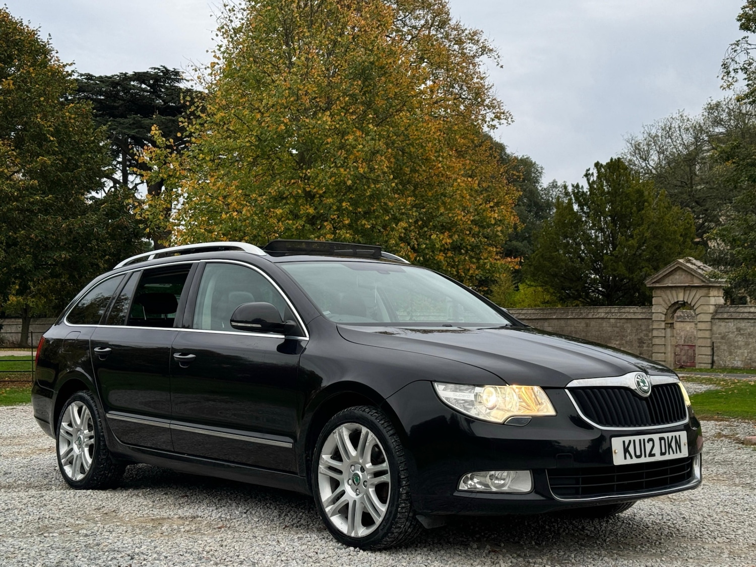 Used Skoda Superb 2012 for sale - 76407248: Photo 3