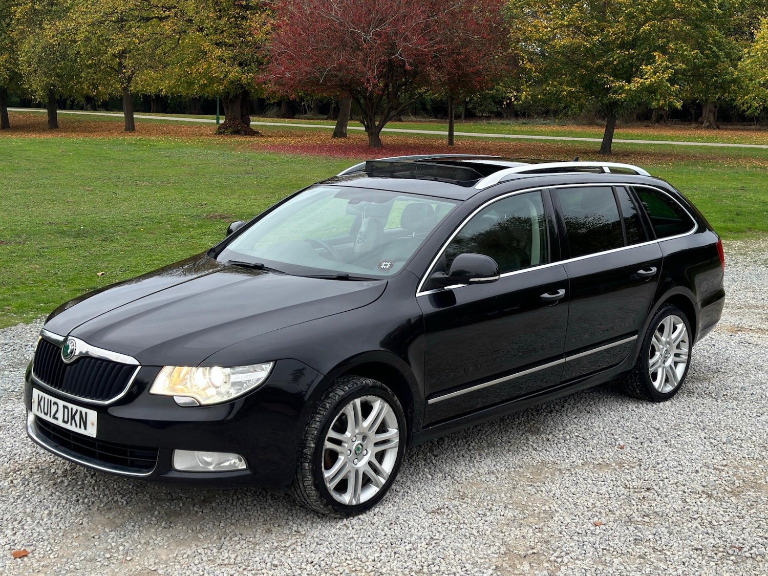 Used Skoda Superb 2012 for sale - 76407248: Photo 4