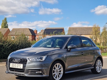 2015 (15) - 1.6 TDI S Line 5dr