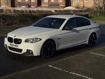 Used BMW 5 Series 2015 for sale - 76741601: Photo