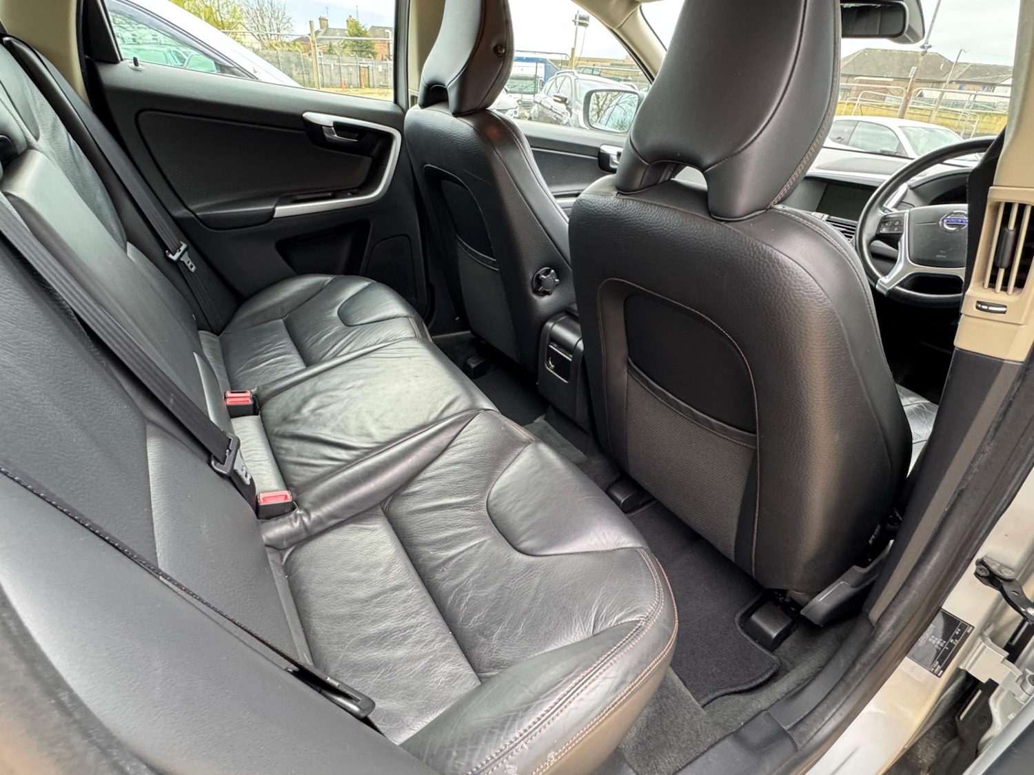 Used Volvo XC60 2011 for sale - 78060740: Photo 18